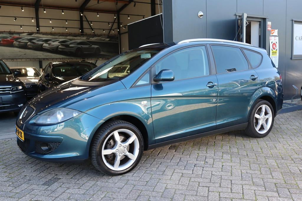 Seat Altea XL-Automaat-Clima 2.0 FSI Stylance, Auto's, Seat, 4 cilinders, Blauw, Parkeersensor, Euro 4