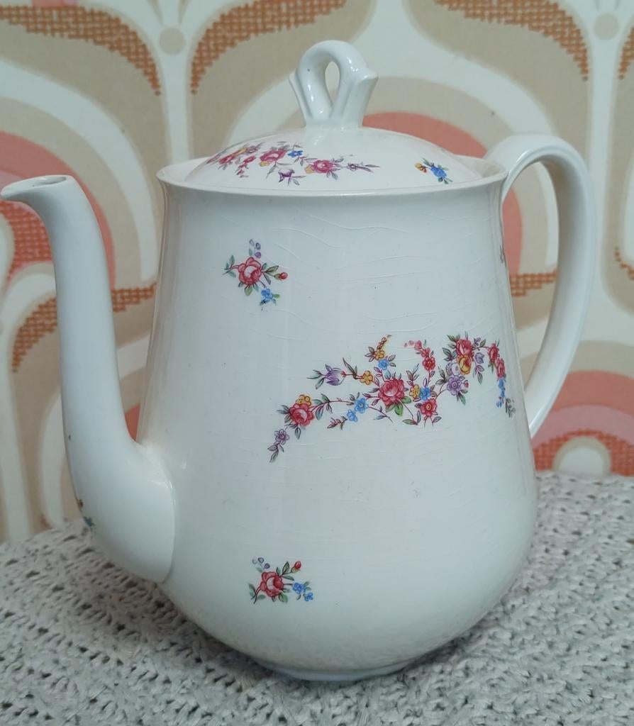 Mooie Originele Petrus Regout Theepot, Bloemmotief, Antiek en Kunst, Antiek | Servies compleet, Ophalen