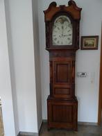 Engelse staande klok, Ophalen