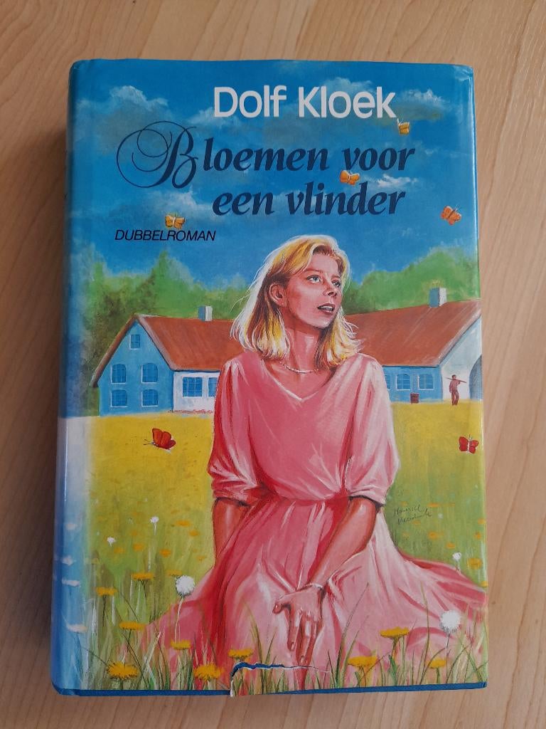BLOEMEN VOOR EEN VLINDER DUBBELROMAN Dolf Kloek dubbelroman, Boeken, Ophalen of Verzenden, Gelezen, Nederland