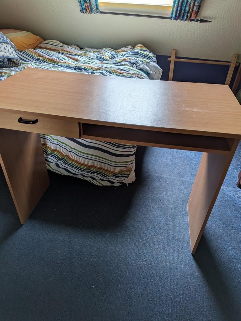 Bureau kind, Ophalen of Verzenden