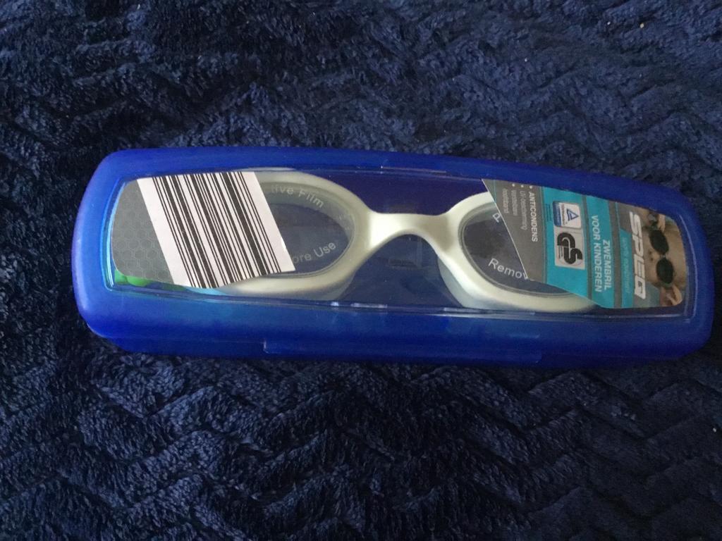 Nieuw kinderzwembril in doos( zie omschrijving), Ophalen, Nieuw, Duikbril of Snorkel