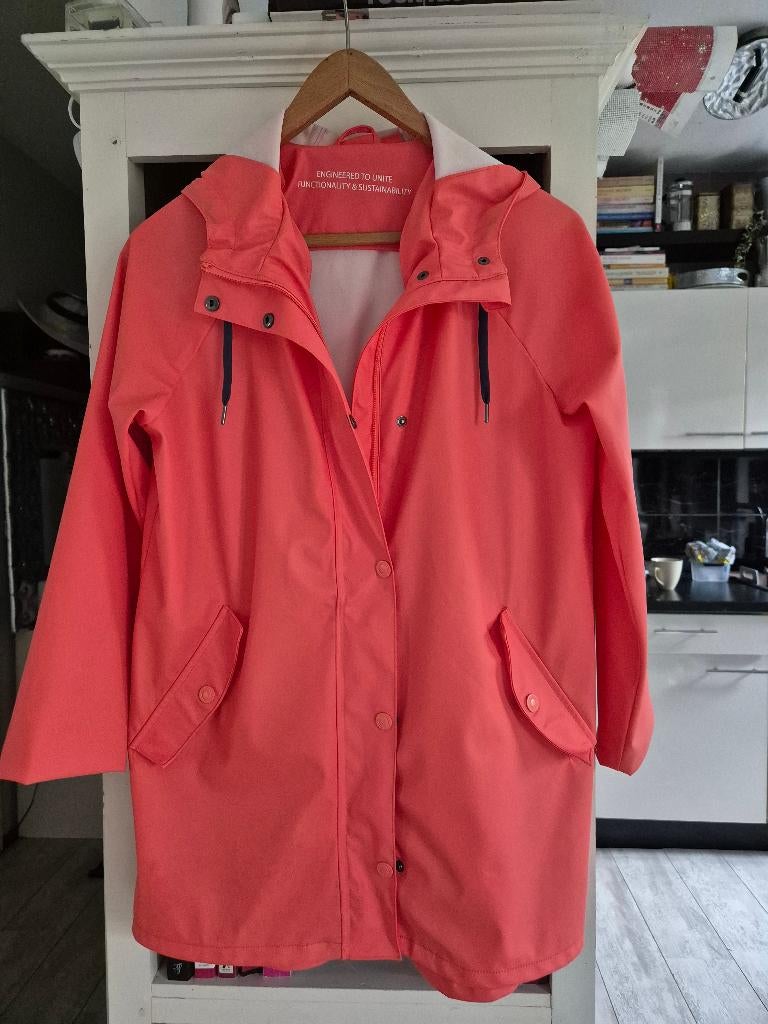 regen & winddichte jas M 38/40 Coral, Ophalen of Verzenden, Nieuw, Regenjas, Dames