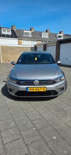 Volkswagen Passat GTE 2015 | 240 PK | Plug-in Hybride, Auto's, Volkswagen, Particulier, Te koop