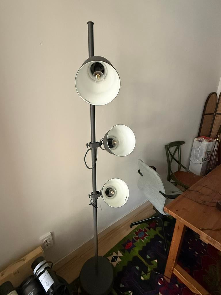 Floor lamp Ikea, Ophalen, Zo goed als nieuw, Metaal, 150 tot 200 cm