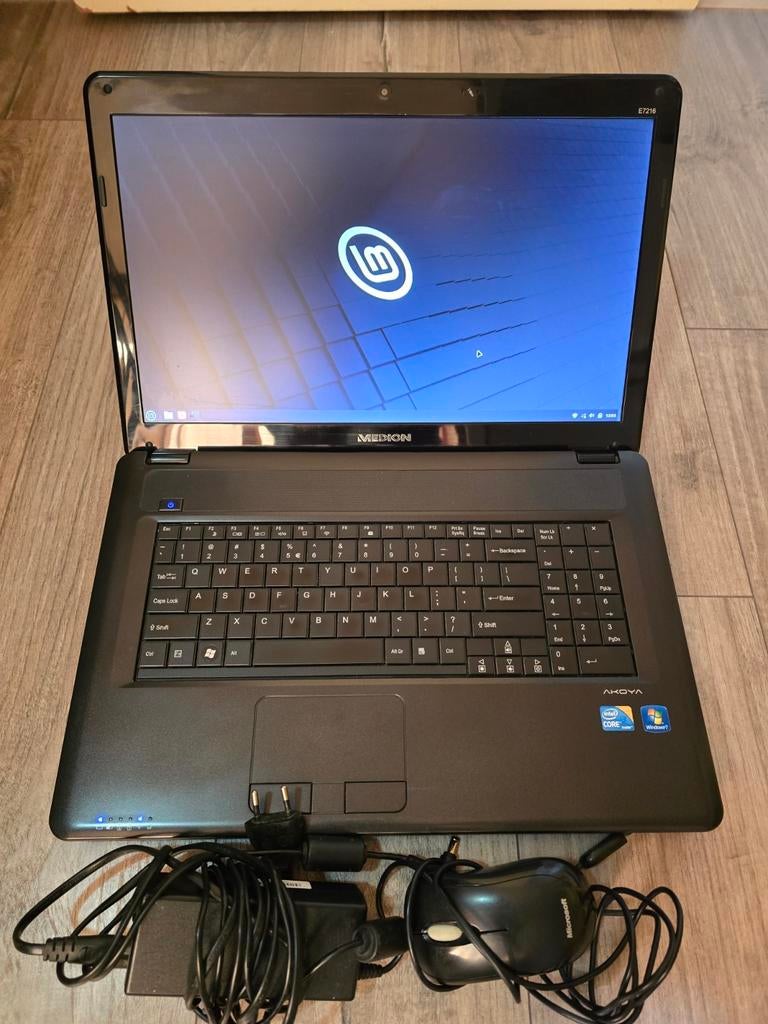 Nette Laptop Medion AKOYA E7216 17 inch Germany, 2 tot 3 Ghz, 8 GB, Ophalen of Verzenden, Zo goed als nieuw