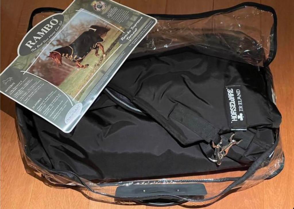 Rambo Supreme Medium zwart buitendeken maat 6’6-145 Nieuw, Dieren en Toebehoren, Ophalen of Verzenden, Zo goed als nieuw, Deken