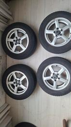 Originele Volvo velgen 15 inch met winterbanden, Auto-onderdelen, Banden en Velgen, Ophalen, 15 inch, Banden en Velgen, Winterbanden