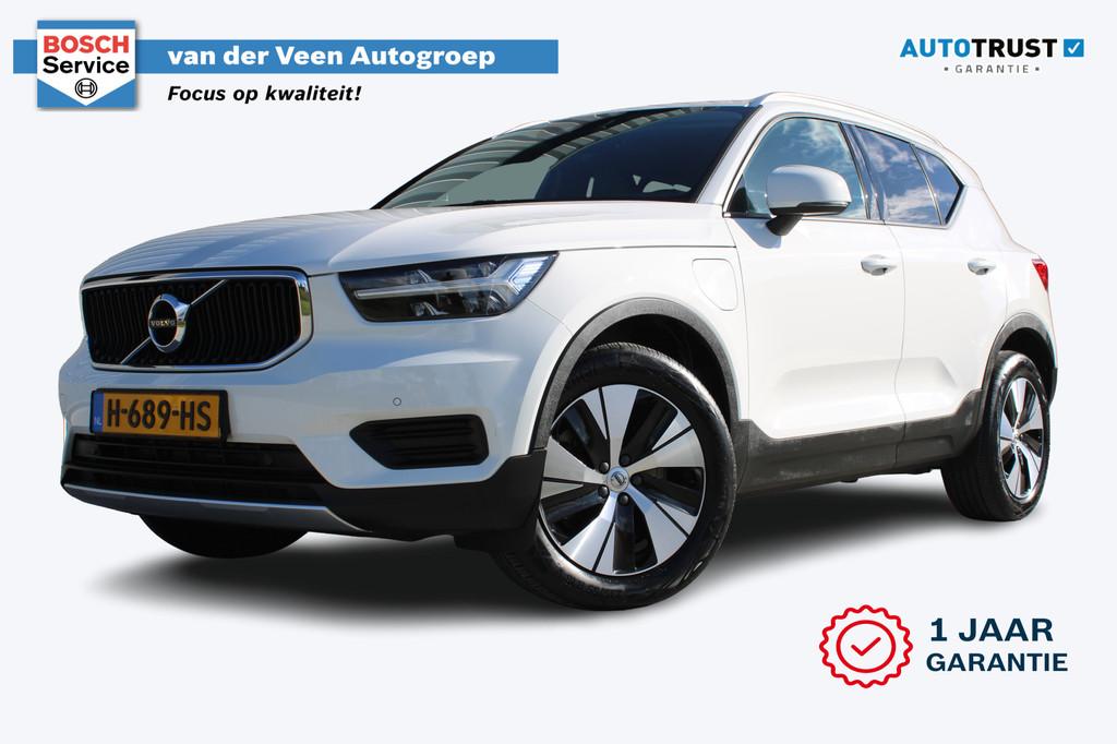 Volvo XC40 1.5 T5 Twin Engine Momentum Pro | Incl. 12 maande, Auto's, Volvo, 12 maanden, Stof, 1712 kg, Wit