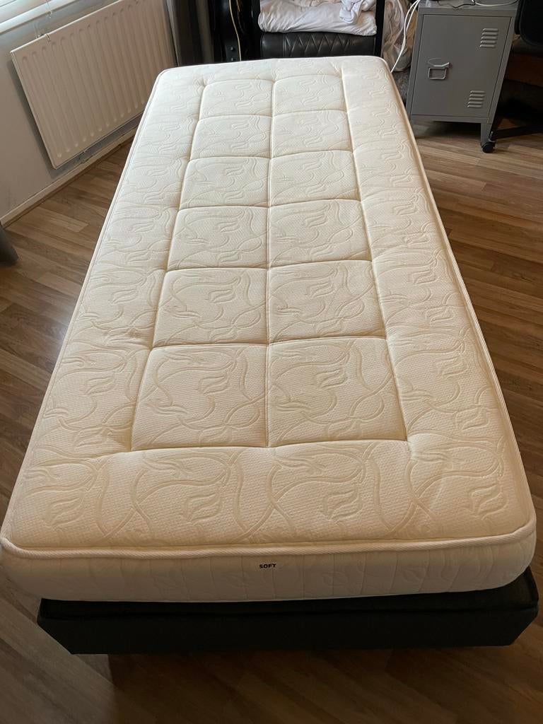 1-persoons boxspring 90x200, Ophalen, 90 cm, Eenpersoons, Wit