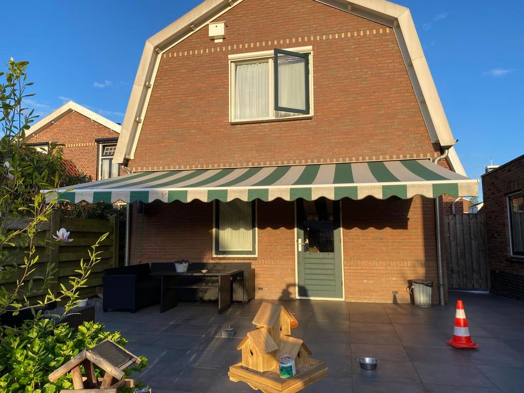 Zonnescherm 6  meter electrisch, Tuin en Terras, Zonneschermen, Ophalen, Gebruikt, 450 cm of meer, Elektrisch