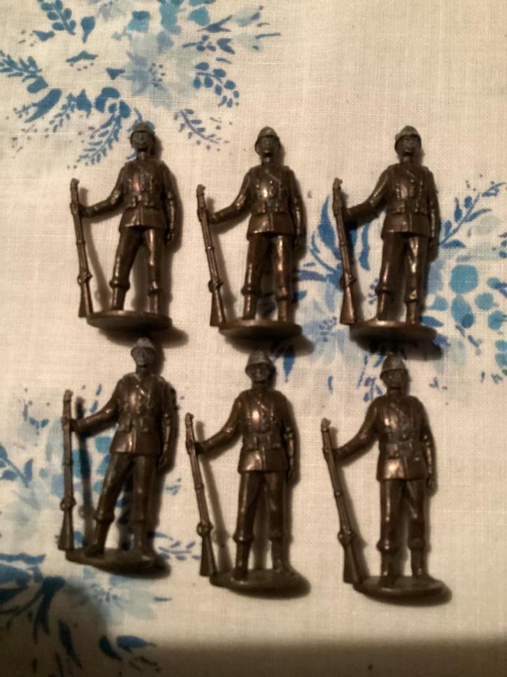 Miniatuur soldaten. 4cm hoog., Hobby en Vrije tijd, Modelbouw | Figuren en Diorama's, Zo goed als nieuw, Figuur of Figuren, 1:50 of kleiner