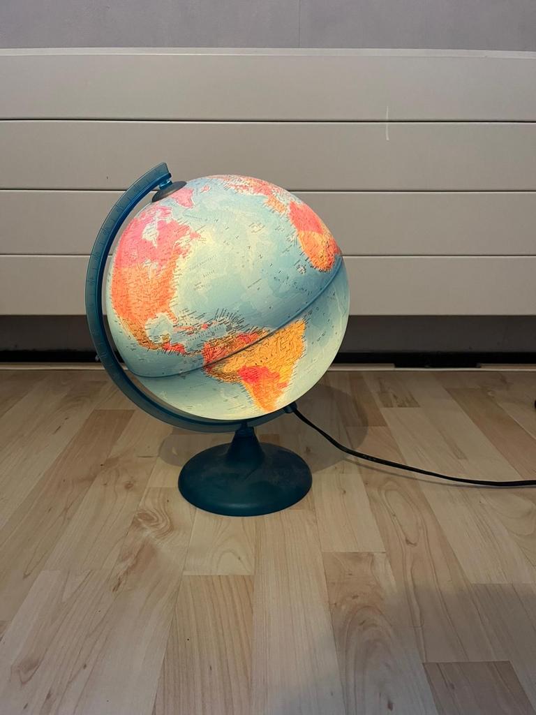 Wereldbol met lamp, Huis en Inrichting, Woonaccessoires | Wereldbollen, Gebruikt, Verlicht, Ophalen