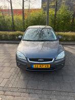 2005 Ford Focus Ghia 1.6 Nieuwe APK, Auto's, 1596 cc, 15 km/l, Beige, 4 cilinders
