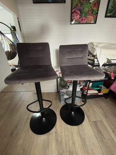 2 Barkrukken, Ophalen, In hoogte verstelbaar, 60 tot 90 cm, Zo goed als nieuw