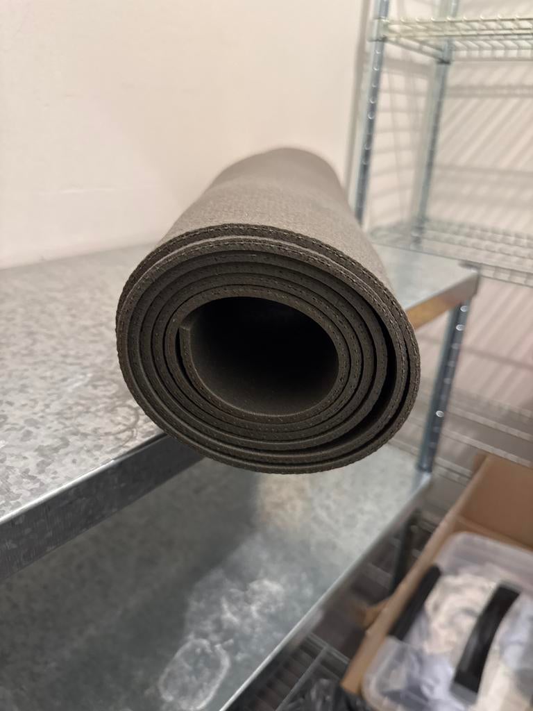 Grijze yogamat, Ophalen, Zo goed als nieuw, Yogamat