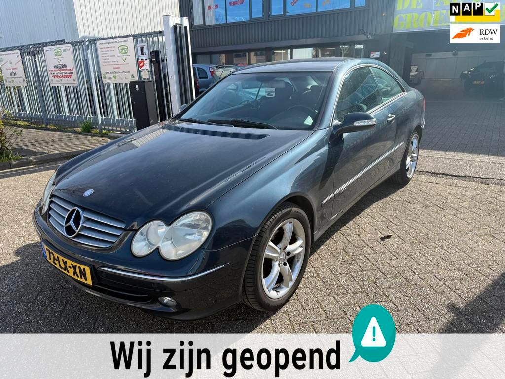 Mercedes-Benz CLK-klasse Coupé 200 K. Elegance, Auto's, Automaat, Gebruikt, Zwart, 4 cilinders
