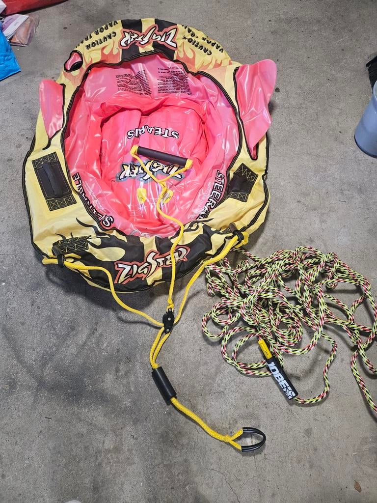 Funtube met Jobe touw, Watersport en Boten, Ophalen