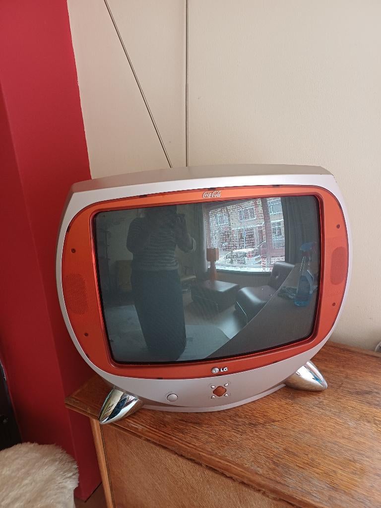 LG Coca Cola TV, Audio, Tv en Foto, Vintage Televisies, Ophalen, Gebruikt, 40 tot 60 cm, LG