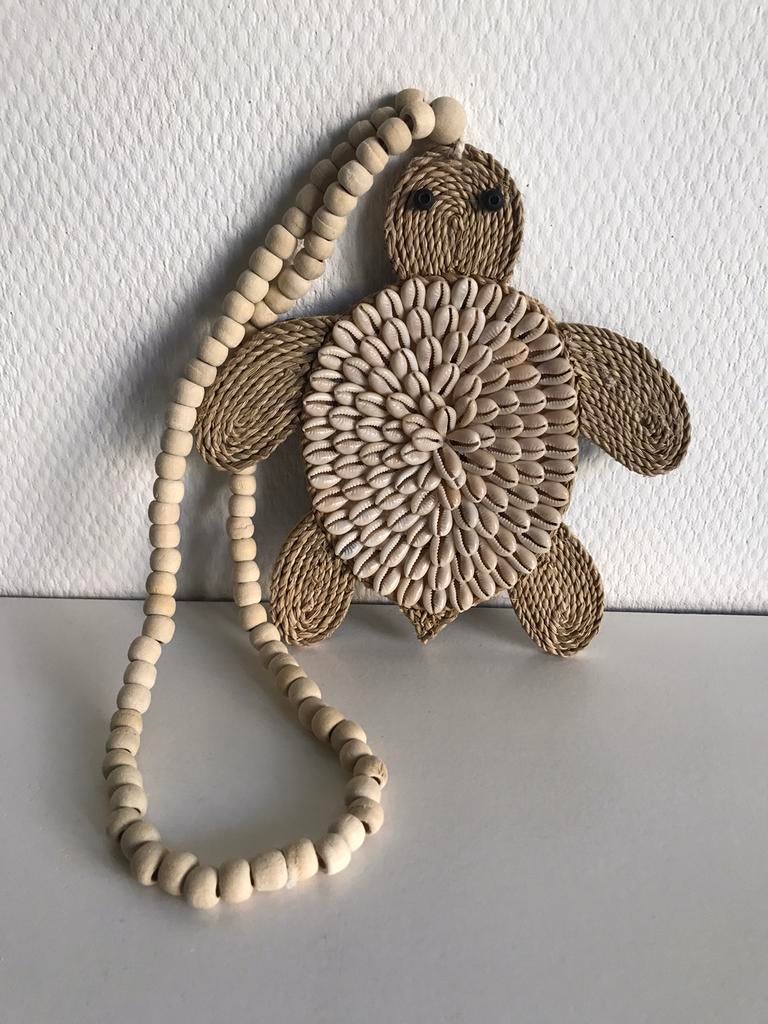Leuke handgemaakte schildpad schelpen hanger hout kralen, Hout, Nieuw, Ophalen of Verzenden, Bruin