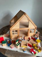 Mooi houten poppenhuis, speelhuis + meubels 40/29/39, Ophalen of Verzenden, Gebruikt, Poppenhuis