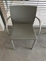 Stevige stoel van Just Meyer - Modern en Comfortabel, Ophalen, Zo goed als nieuw, Metaal, Eén