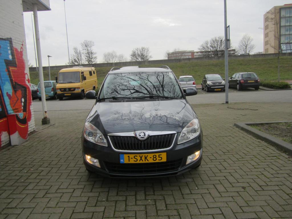 Skoda Fabia Combi 1.2 TSI Sprint, Voorwielaandrijving, 86 pk, 4 cilinders, Origineel Nederlands