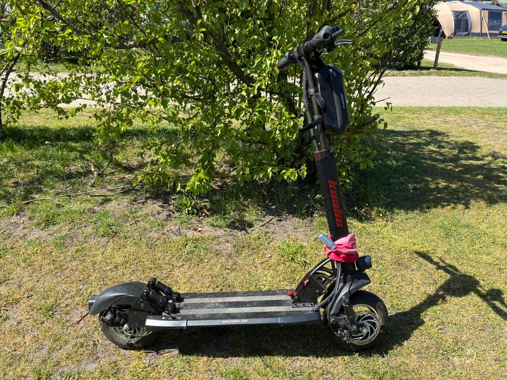 Kaabo Skywalker 10c elektrische step - Zo goed als nieuw, Fietsen en Brommers, Steps, Ophalen of Verzenden, Zo goed als nieuw