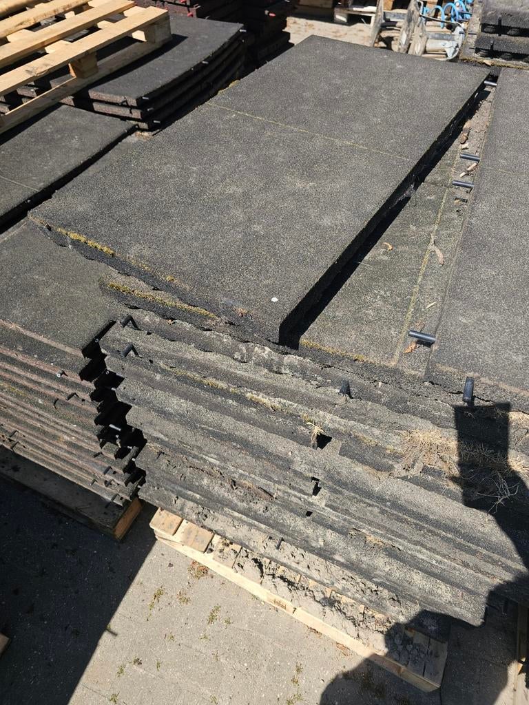 Rubbertegels stalmatten staltegels 50x100cm