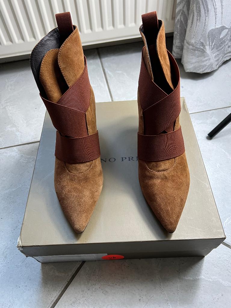 Nieuw paar Bruno Premi enkellaarsjes maat 38 kleur bruin, Bruin, Lage of Enkellaarzen, Nieuw, Verzenden