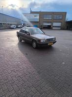 Mercedes-Benz Mercedes 1983 Grijs, Auto's, Automaat, Zwart, 4 cilinders, 122 pk