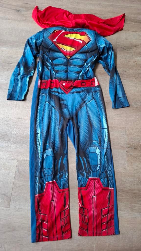 Verkleedpak Superman met "spieren", Kinderen en Baby's, Carnavalskleding en Verkleedspullen, Ophalen of Verzenden, Zo goed als nieuw