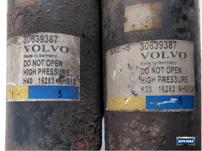 Schokdemper set van een Volvo V70, Gebruikt, -, -, Ophalen of Verzenden