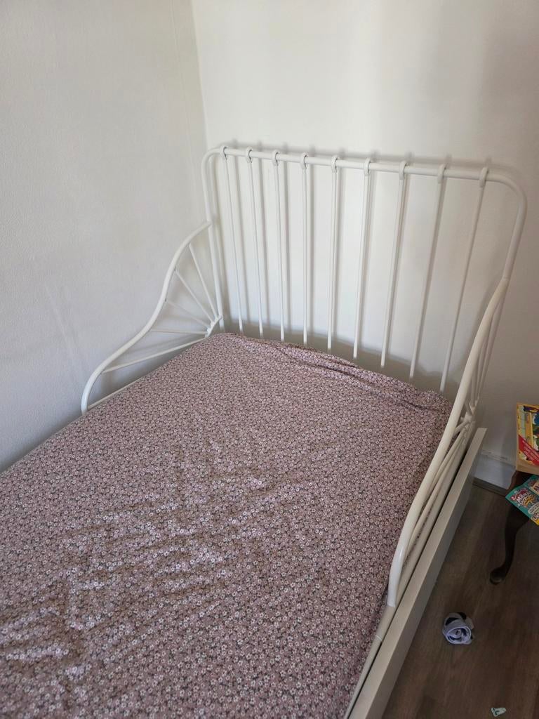 Ikea MINNEN meegroeibed, Huis en Inrichting, Ophalen, Eenpersoons, Wit, 80 cm
