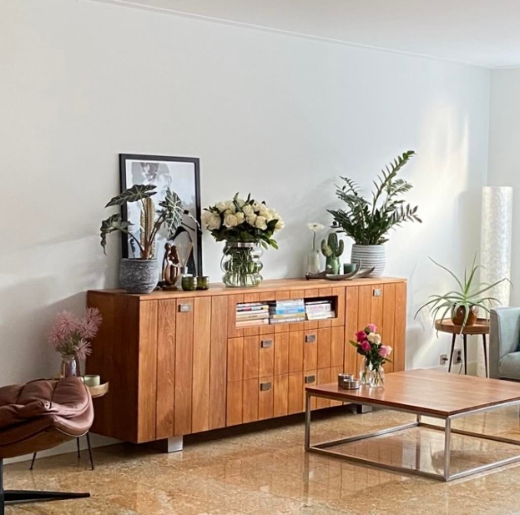 Foucault Ethnicraft dressoir, teak, model Flo, i.z.g.st., Ophalen, Met deur(en), Teakhout, Zo goed als nieuw