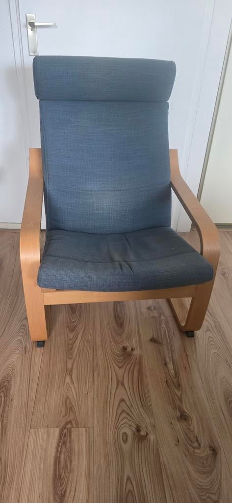 IKEA Poäng fauteuil met voetenbank - Comfortabel en stijlvol, Ophalen, Gebruikt, Modern, Scandinavisch, 75 tot 100 cm