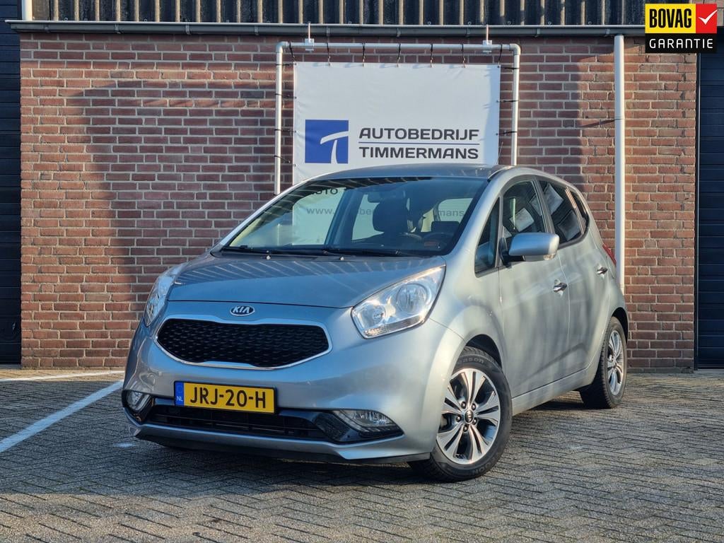 Kia VENGA 1.6 CVVT ExecutiveLine Trekhaak, Gebruikt, 4 cilinders, Grijs, 550 kg