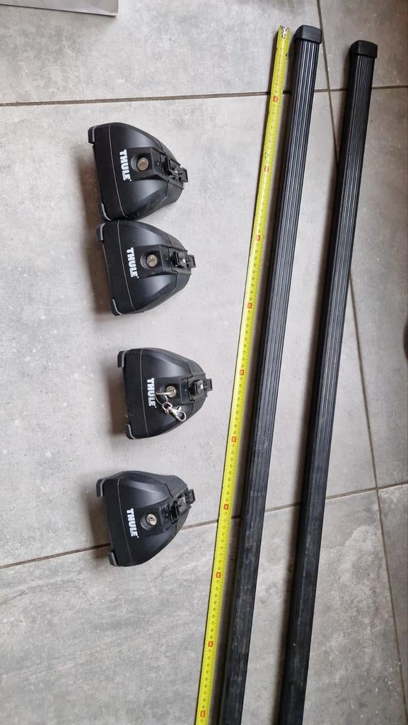 Thule dakdrager set 753, SquareBar voor o.a. peugeot 5008, Ophalen, Zo goed als nieuw