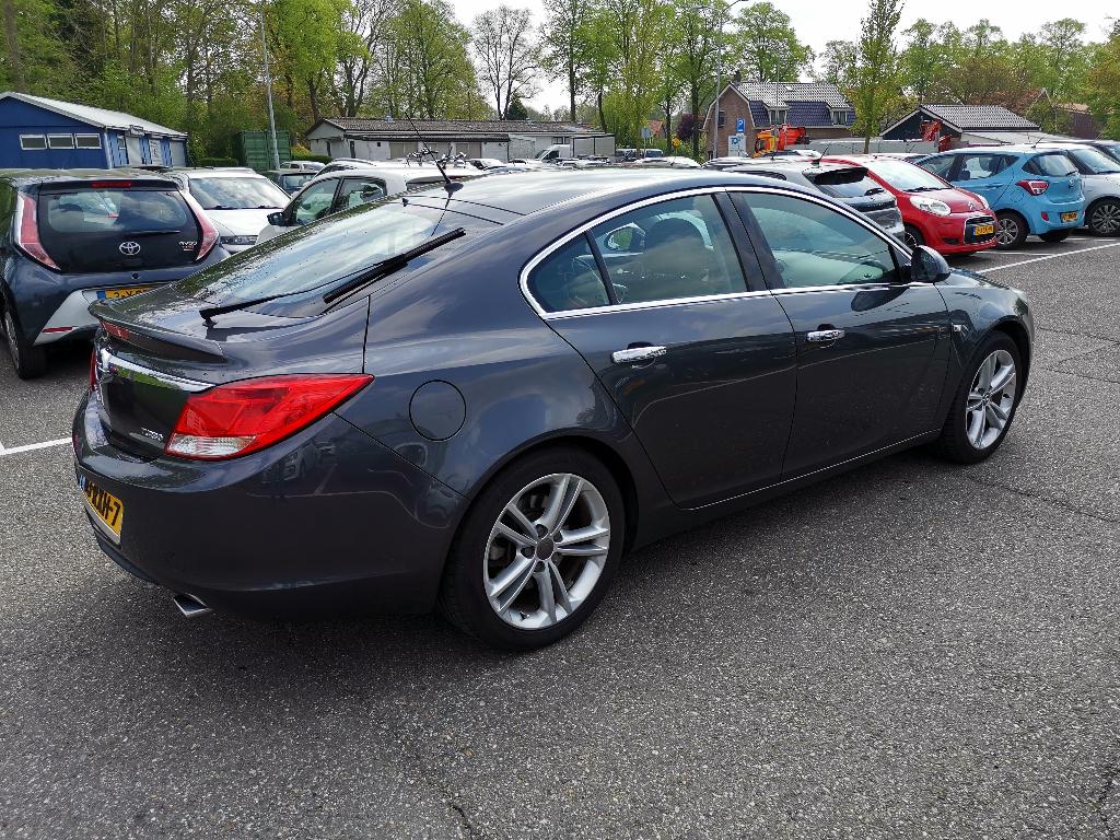 Opel Insignia 1.6 Turbo Sport Tour 132KW 5-DRS 2011 Grijs, Euro 5, Automatische klimaatregeling, 4 cilinders, Origineel Nederlands