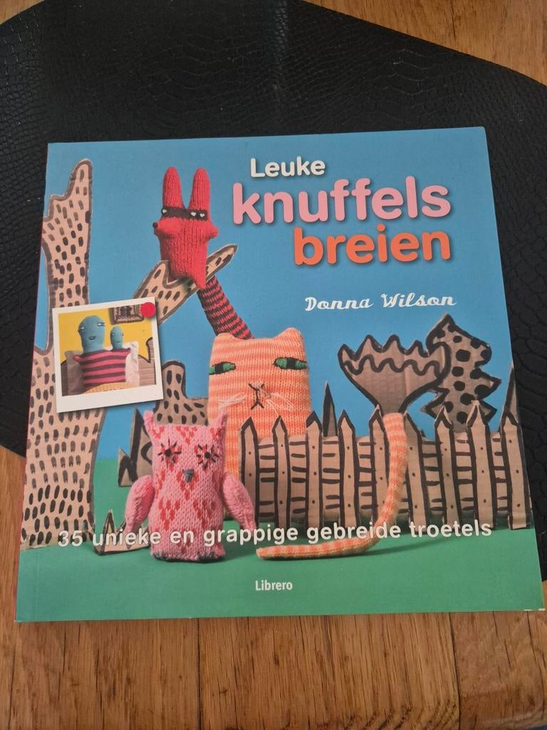L. Long - Leuke knuffels breien, Boeken, L. Long, Fotograferen en Filmen, Ophalen of Verzenden, Zo goed als nieuw
