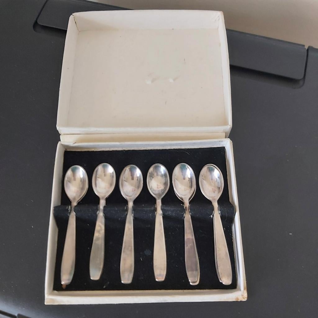 12 zwaar verzilverde advocaatlepeltjes in doosje, Ophalen of Verzenden