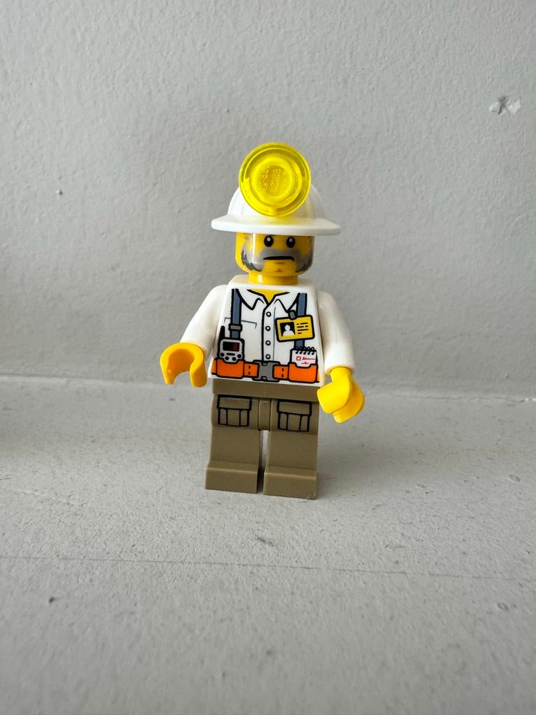 Lego poppetje mijnwerker met lampje, Kinderen en Baby's, Ophalen of Verzenden, Gebruikt, Jongen of Meisje