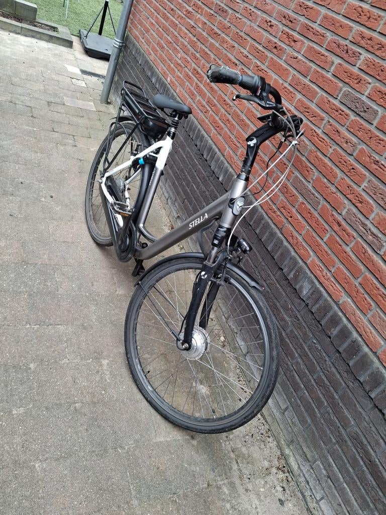 Stella elektrische fiets - Elektrisch systeem aandacht nodig, Fietsen en Brommers, Elektrische fietsen, Ophalen, Gebruikt