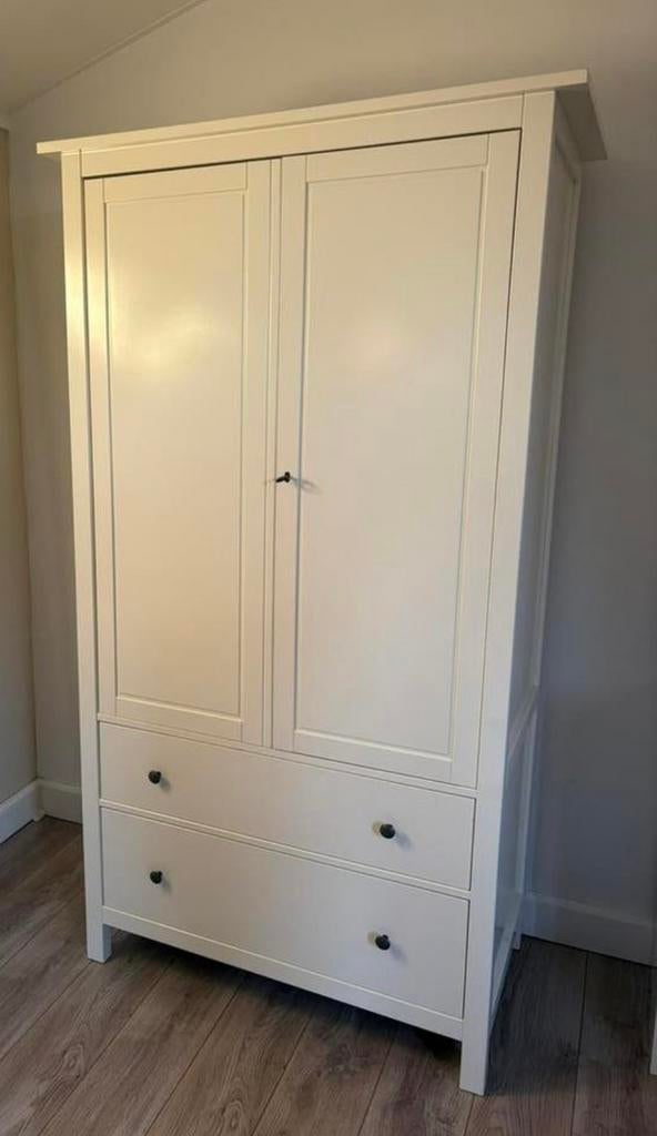 Ikea Hemnes Kledingkast - Zo goed als nieuw, 100 tot 150 cm, Ophalen of Verzenden, Zo goed als nieuw, Met lade(s)