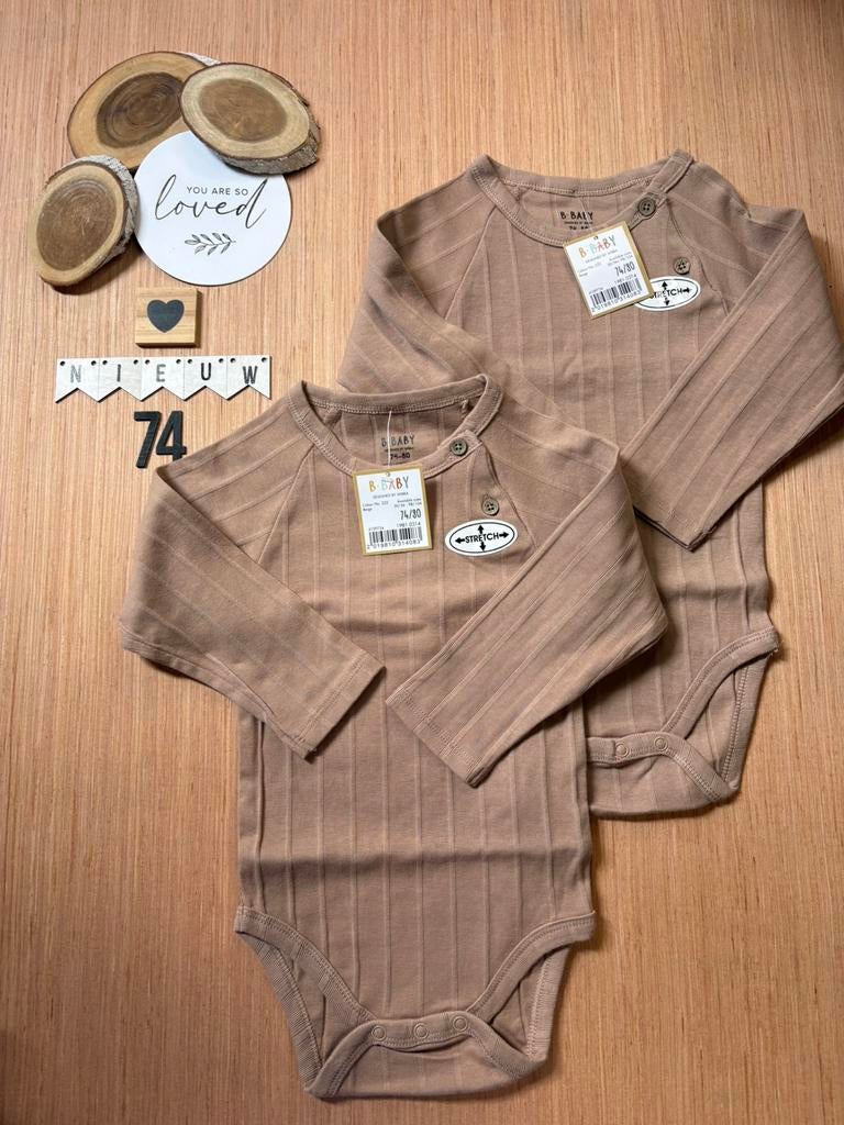 Baby unisex 2x romper lange mouw bruin Wibra maat 74/80, Ophalen of Verzenden, Nieuw, Jongetje of Meisje, Nacht- of Onderkleding
