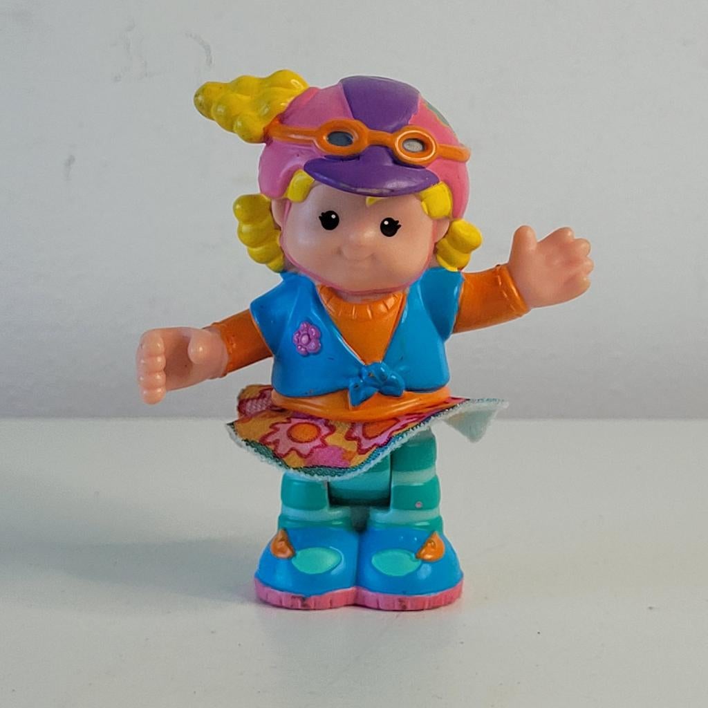 Little People Sarah Lynn 'Scooter Girl' buigbare poppetje, Ophalen of Verzenden, Zo goed als nieuw, Overige typen