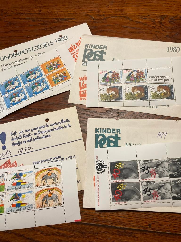 Kinderpostzegels 1976, 1979, 1980, 1983, Postzegels en Munten, Postzegels | Nederland, Ophalen of Verzenden, Na 1940, Postfris