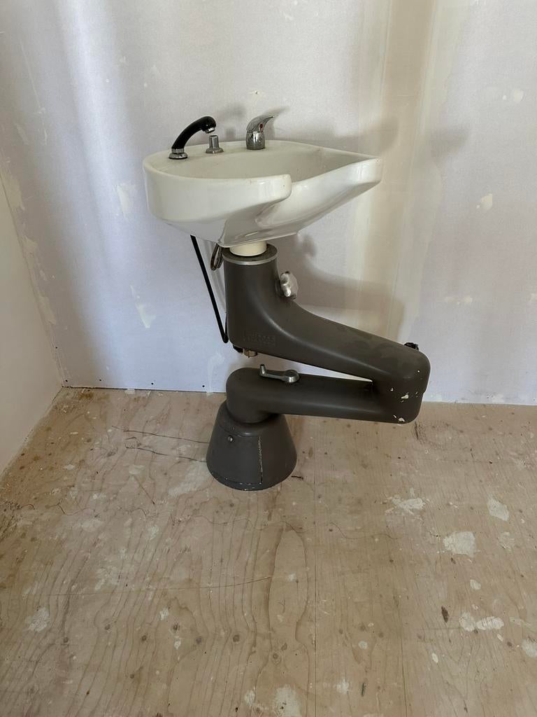 Kappers wasbak op zwenkarm, Ophalen, Zo goed als nieuw, Elektrisch, Overige soorten