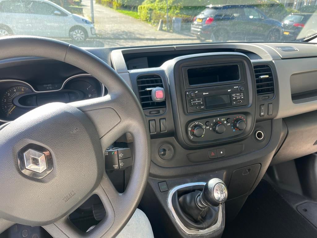 Renault trafic, Computers en Software, Navigatiesoftware, Zo goed als nieuw, Landkaarten, Ophalen of Verzenden