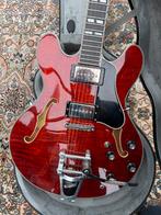 Eastman T486B Cherry Red Bigsby Semi-Hollow Body Gitaar, Ophalen of Verzenden, Zo goed als nieuw, Semi-solid body, Overige merken